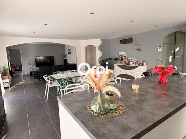 Vente Maison 4 pièces 132 m2 Saint Just Luzac