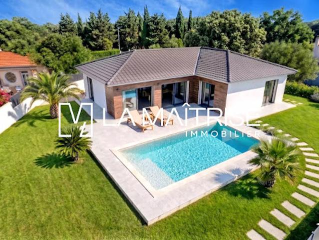 Vente Maison 4 pièces 132.97 m2 Aubagne