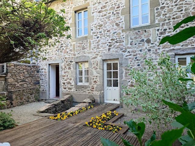Vente Maison 4 pièces 133 m2 Larochemillay