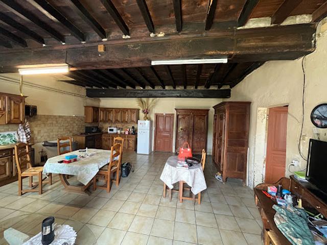 Vente Maison 4 pièces 146 m2 Villemotier