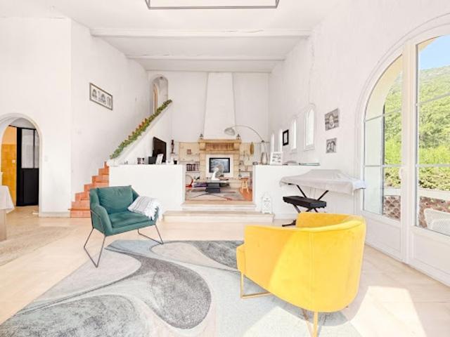 Vente Maison 4 pièces 148 m2 Gattières