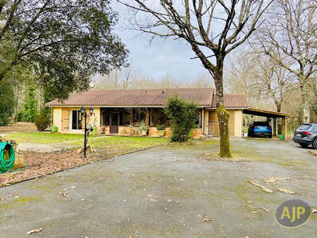 Vente Maison 4 pièces 140 m2 Gaillan en Médoc