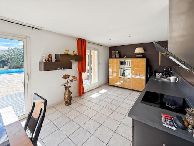 Vente Maison 4 pièces 140 m2 Roquefort