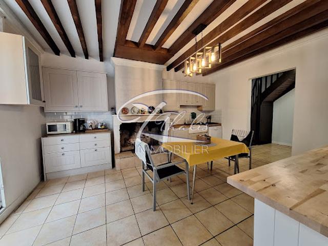Vente Maison 4 pièces 140.47 m2 Bourg sur gironde