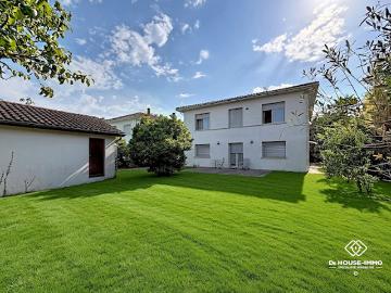 Vente Maison 4 pièces 141 m2 Merignac