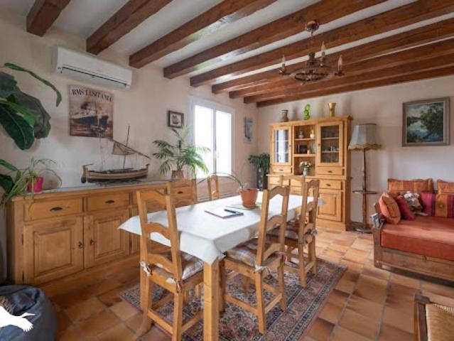 Vente Maison 4 pièces 141 m2 Jonzac