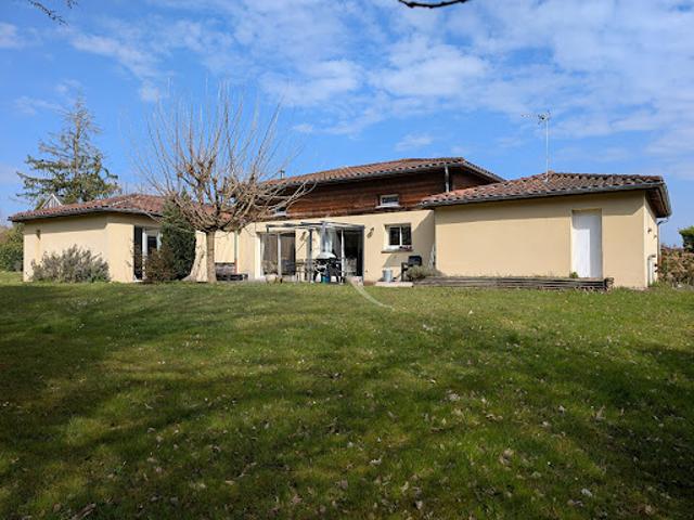 Vente Maison 4 pièces 141.11 m2 Montracol