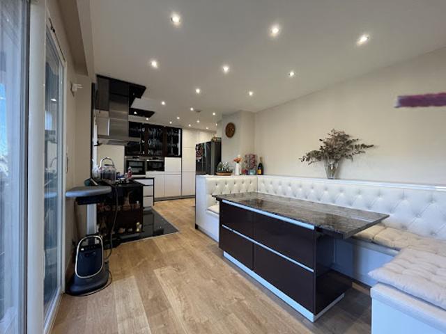 Vente Maison 4 pièces 142 m2 Marseille 12ème