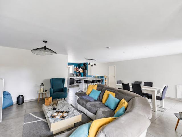 Vente Maison 4 pièces 142 m2 Léognan