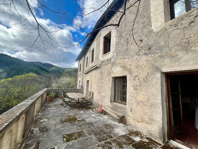 Vente Maison 4 pièces 142 m2 Roquedur