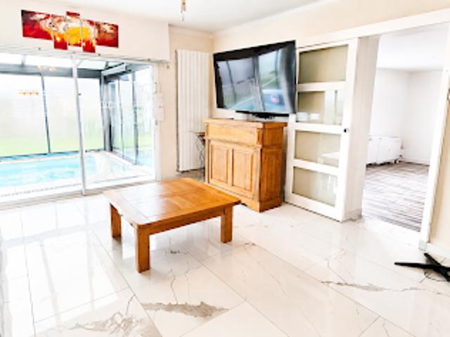 Vente Maison 4 pièces 143 m2 Neuville en Ferrain
