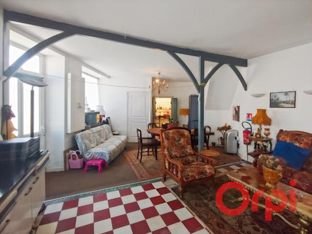 Vente Maison 4 pièces 155 m2 Bessais le Fromental