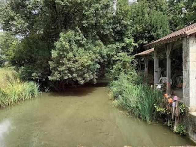 Vente Maison 4 pièces 155 m2 Courlac