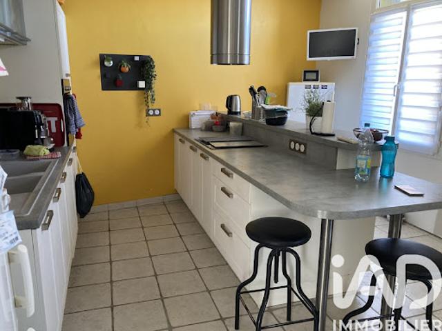 Vente Maison 4 pièces 155 m2 Saint Geniès de Fontedit