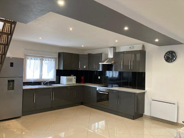 Vente Maison 4 pièces 156 m2 Meaux