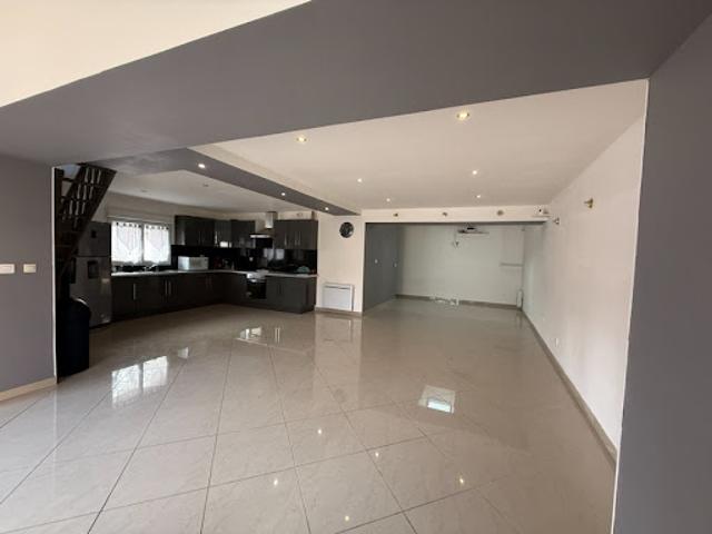 Vente Maison 4 pièces 156 m2 Meaux