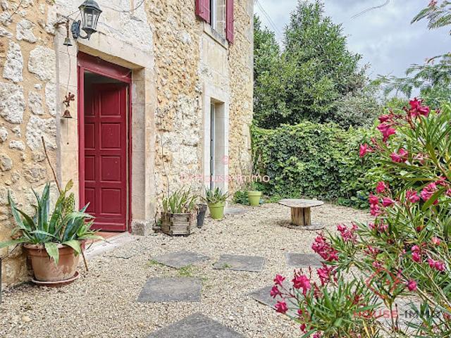 Vente Maison 4 pièces 156 m2 Douville