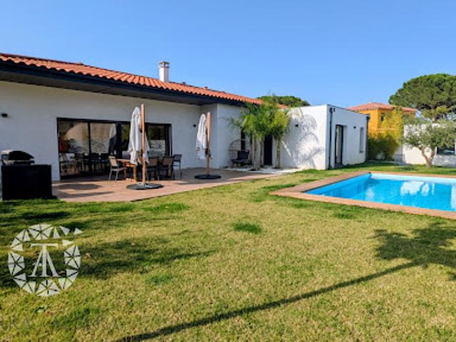 Vente Maison 4 pièces 156.4 m2 Ortaffa