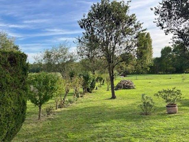 Vente Maison 4 pièces 157 m2 Blanzay sur Boutonne