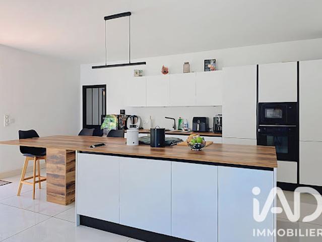 Vente Maison 4 pièces 157 m2 Plan d'Aups Sainte Baume