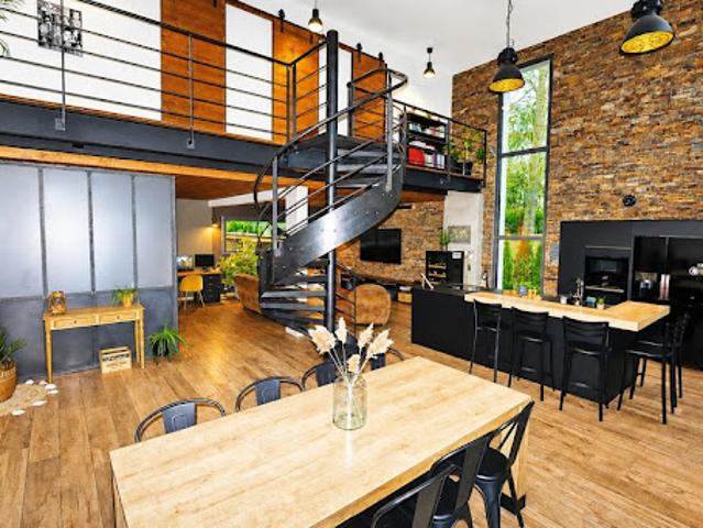 Vente Maison 4 pièces 157 m2 Saint Maurice de Lignon
