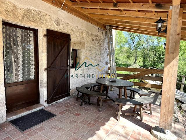 Vente Maison 4 pièces 158 m2 Saint Sernin