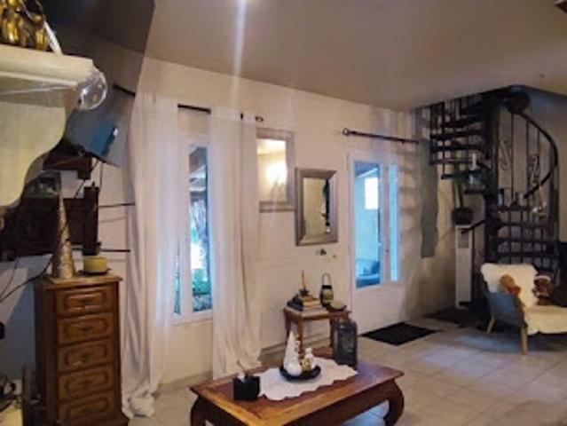 Vente Maison 4 pièces 159 m2 La Roche Chalais