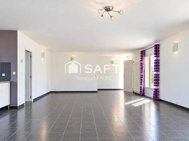 Vente Maison 4 pièces 159 m2 Le Burgaud