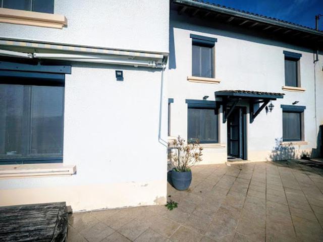 Vente Maison 4 pièces 159 m2 Villereversure