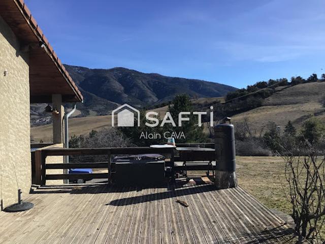Vente Maison 4 pièces 150 m2 Bellaffaire