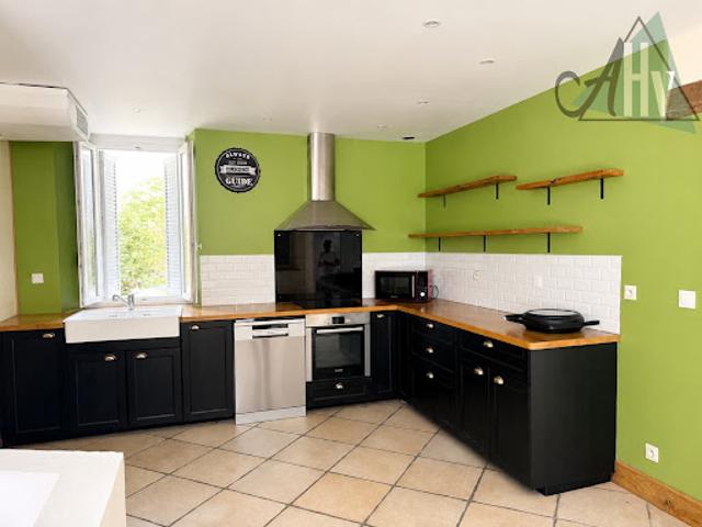 Vente Maison 4 pièces 152 m2 Fontaine Mâcon
