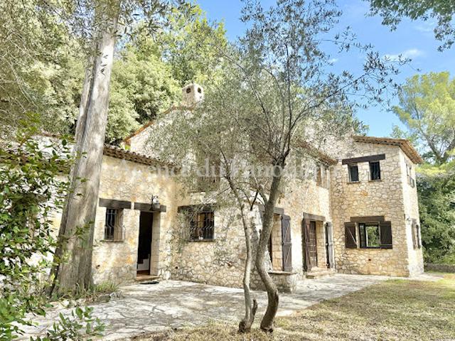 Vente Maison 5 pièces 153.57 m2 Le Tignet