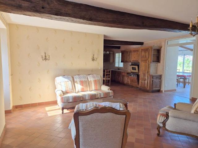 Vente Maison de bourg 4 pièces 165 m2 Ombrée d'Anjou
