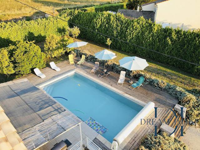 Vente Maison 4 pièces 166 m2 Barjac