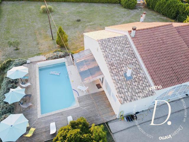 Vente Maison 4 pièces 166 m2 Barjac