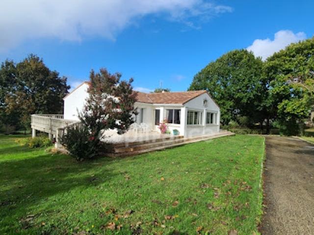 Vente Maison 4 pièces 160 m2 Mirambeau