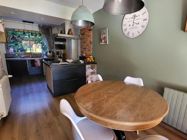 Vente Maison 4 pièces 162 m2 Montesquieu