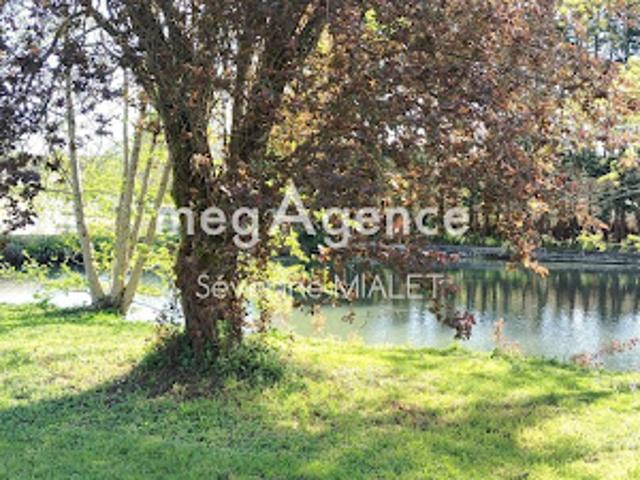 Vente Maison 4 pièces 174 m2 Barbezieux Saint Hilaire