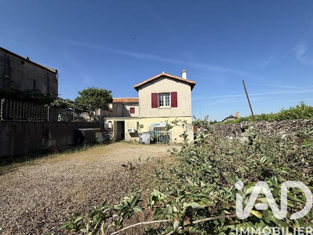 Vente Maison 4 pièces 95 m2 Gourgé
