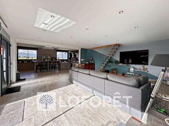 Vente Maison 4 pièces 179 m2 Préguillac