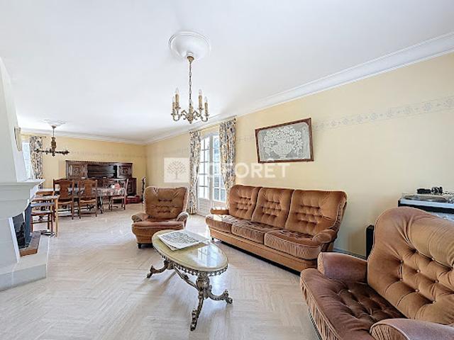 Vente Maison 4 pièces 173 m2 Saumur