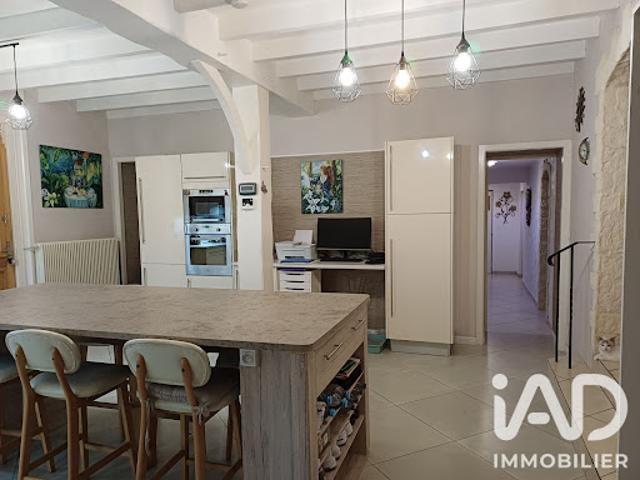 Vente Maison 4 pièces 185 m2 Coutras