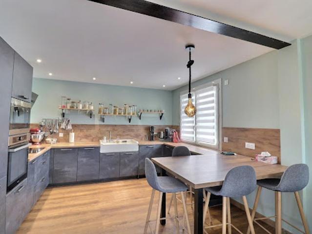 Vente Maison 4 pièces 185 m2 La Tour du Pin