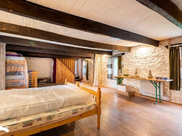 Vente Maison 4 pièces 186 m2 Saint Urbain