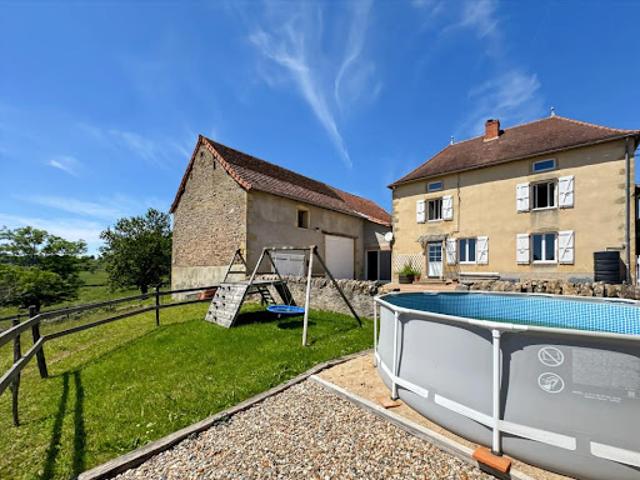 Vente Maison 4 pièces 187 m2 Saint Laurent en Brionnais