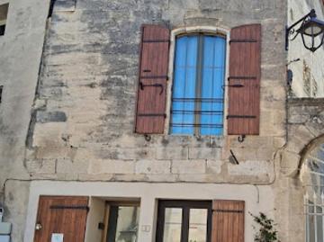 Vente Maison 4 pièces 188 m2 Domazan