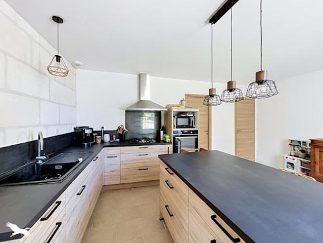 Vente Maison 4 pièces 181 m2 Rouffignac