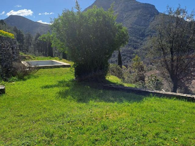 Vente Maison 4 pièces 199 m2 Sumène