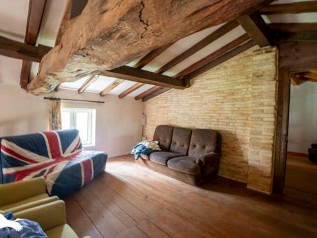 Vente Maison 4 pièces 190 m2 Montguyon