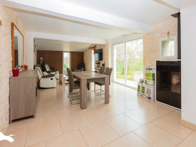 Vente Maison 4 pièces 190 m2 Sirac